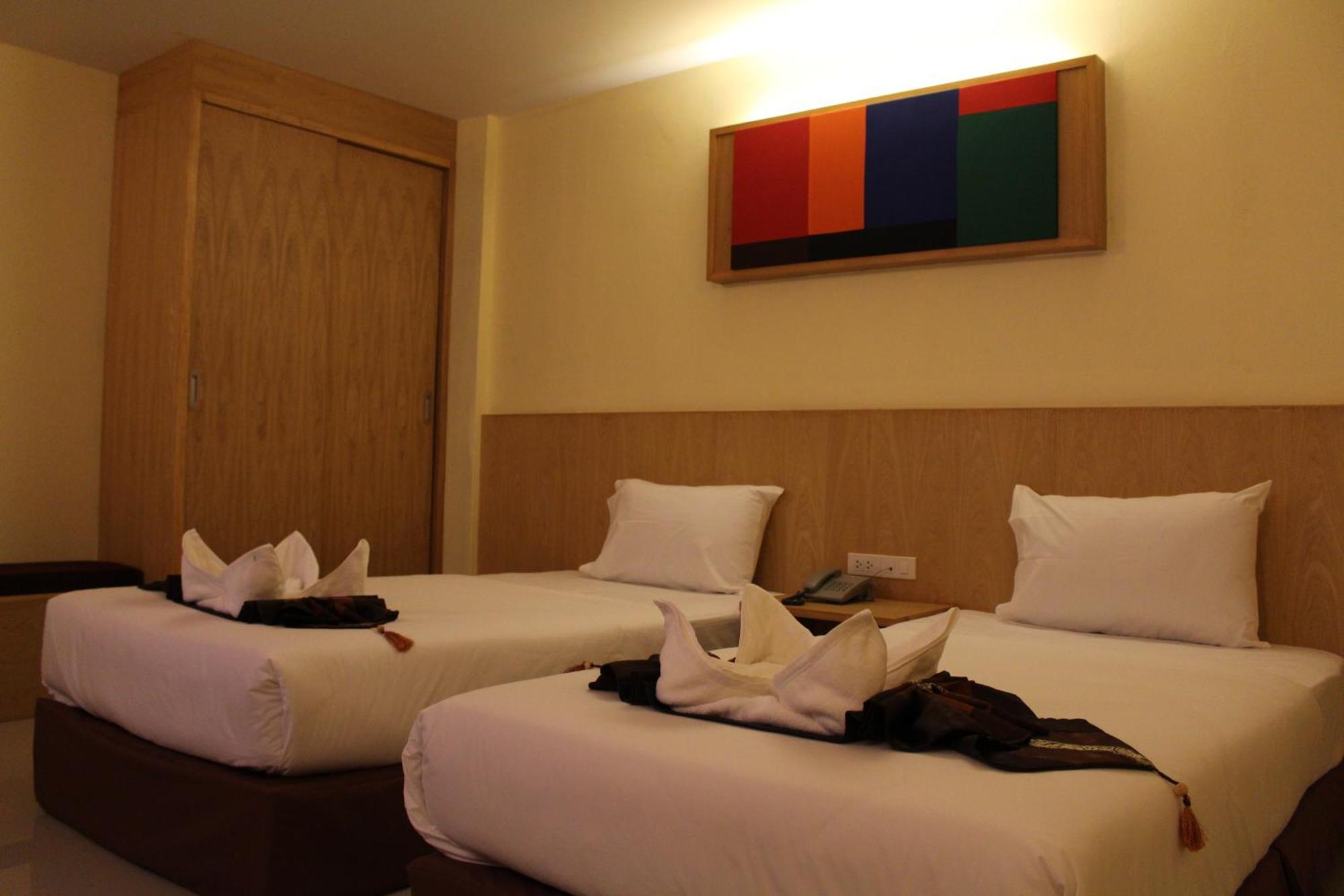 The Lephant Hotel Surat Thani Esterno foto