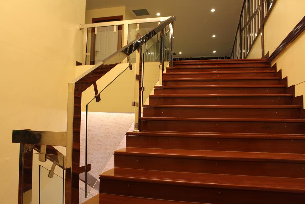 The Lephant Hotel Surat Thani Esterno foto