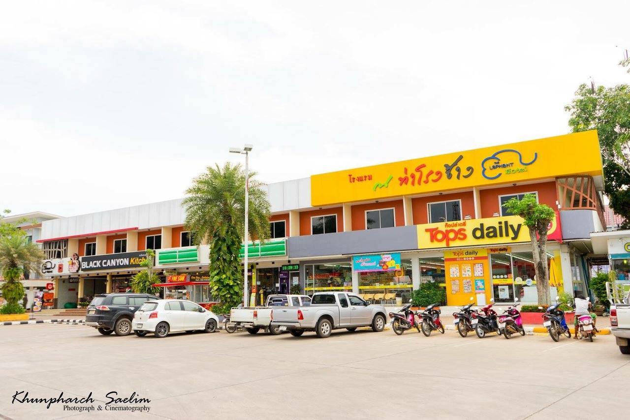 The Lephant Hotel Surat Thani Esterno foto